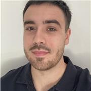 Graduado responsable, cercano, creativo y motivador con experiencia  educativa.